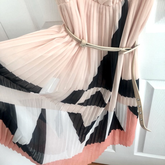 French Connect Size 4 Flared Dress - Picture 3 of 7